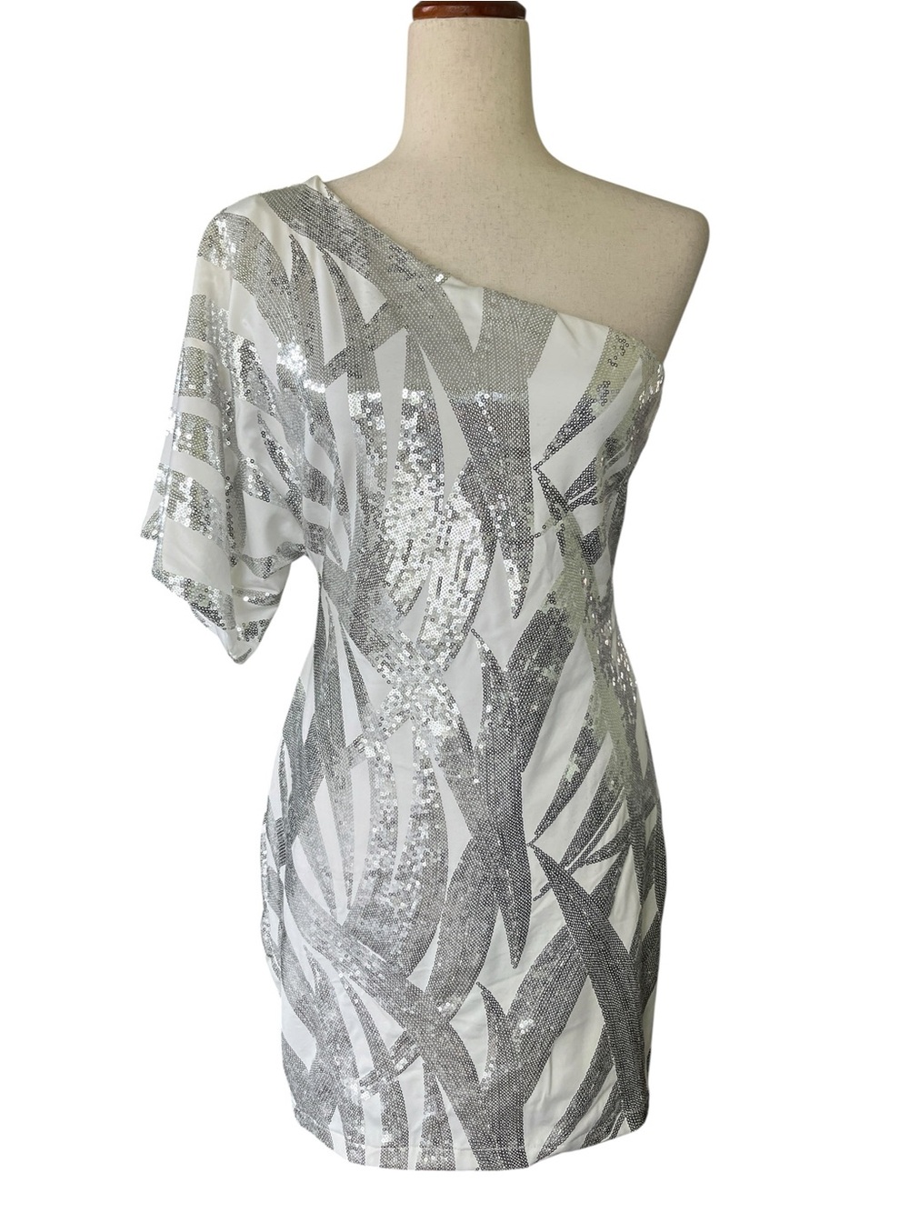 B. Darlin one-shoulder white and silver sequin mini party dress